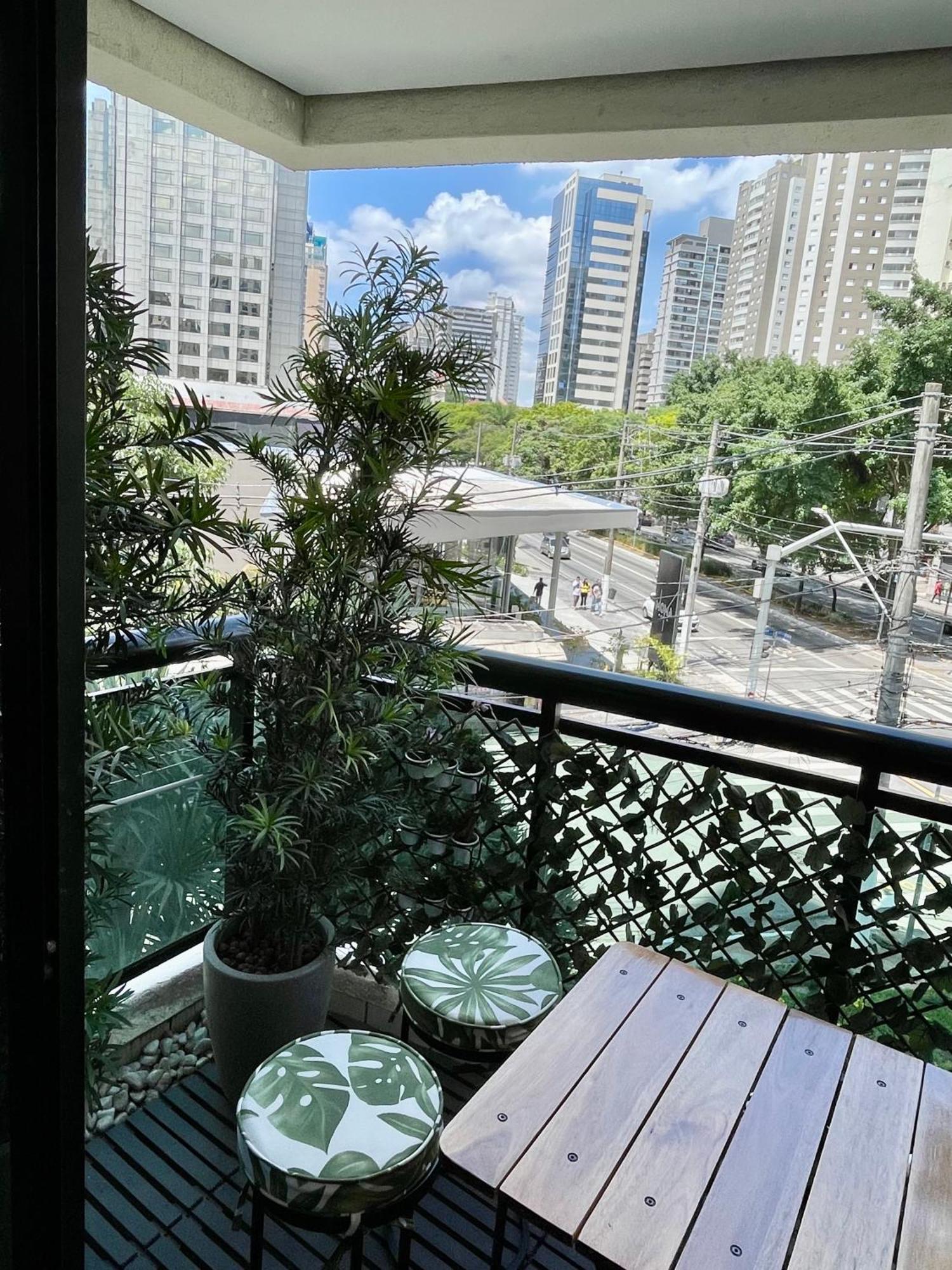 Apartamento Flat Particular Incrivel No M. Ibirapuera Com Sacada! São Paulo